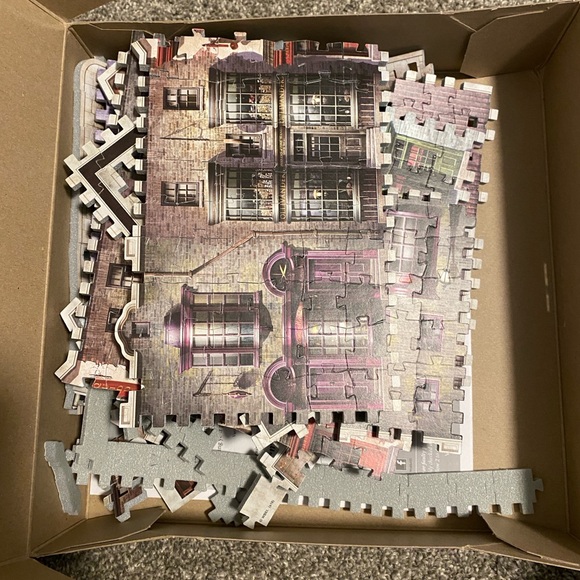 Harry Potter Diagon Alley 3D Puzzle - Picture 3 of 3